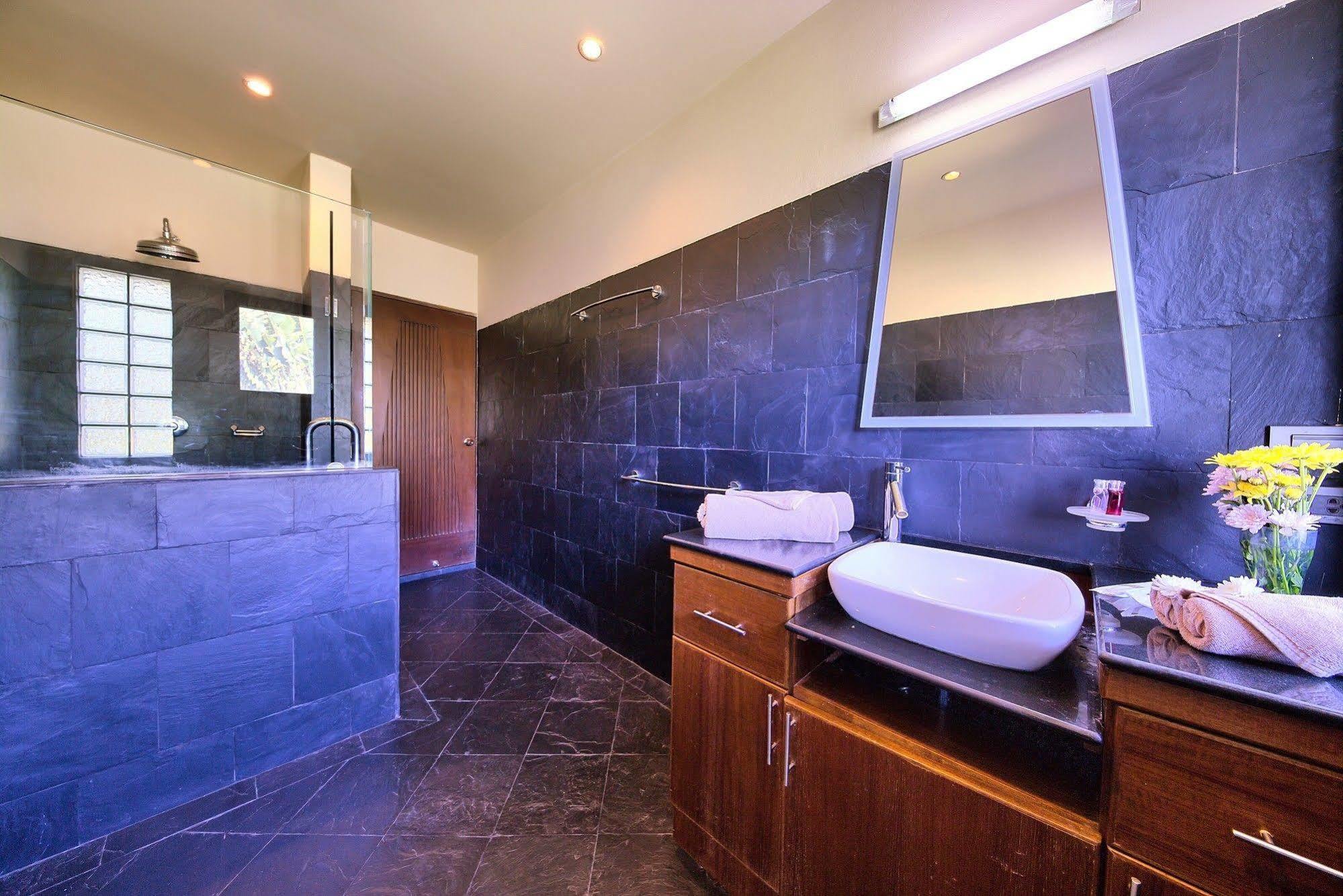 Seven Swifts - Bangrak Ocean View Villa Bophut